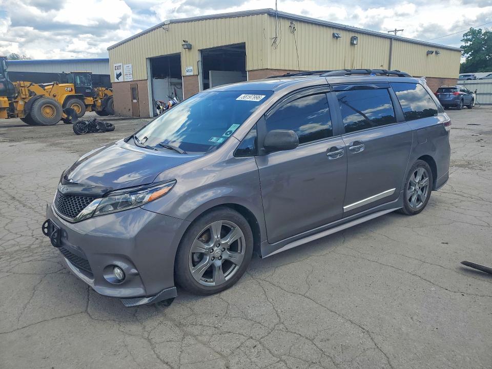 2017 Toyota Sienna მანქანა იყიდება აუქციონზე, vin: 5TDXZ3DC1HS849816, აუქციონის ნომერი: 58197996