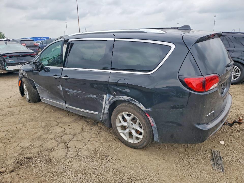 56484456 :رقم المزاد ، 2C4RC1EG2JR194533 vin ، 2018 Chrysler Pacifica مزاد بيع