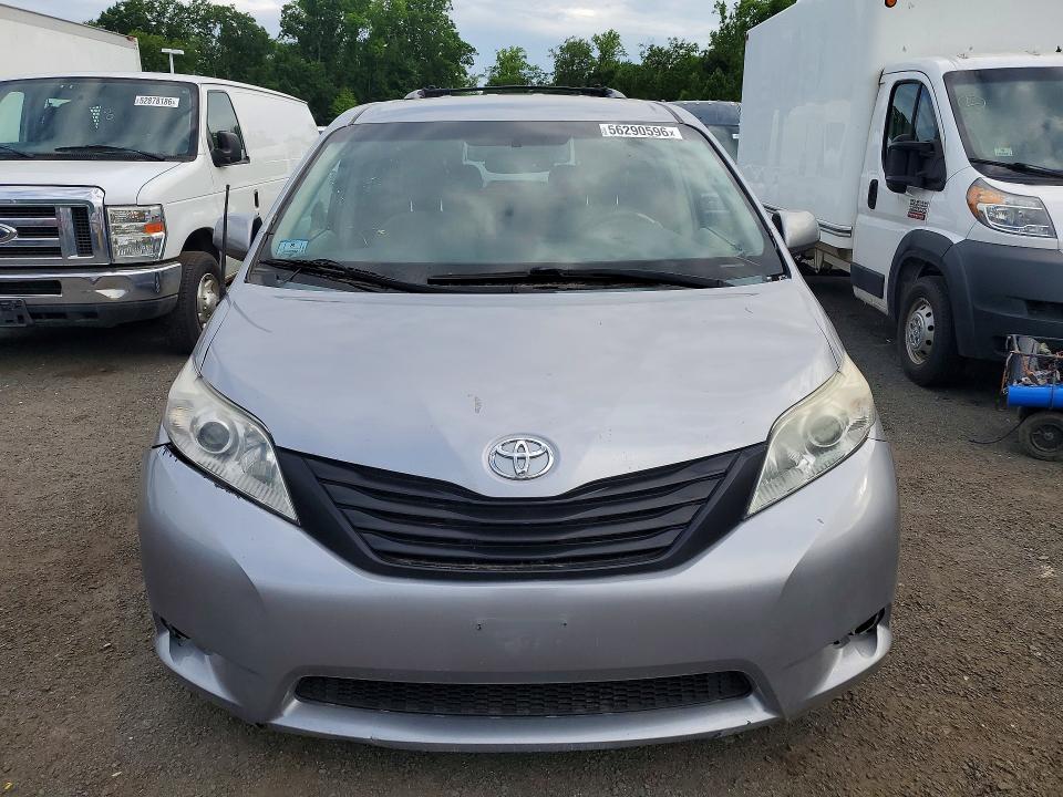 Продажа на аукционе авто 2013 Toyota Sienna, vin: 5TDJK3DC7DS055259, номер лота: 56290596