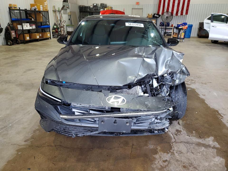56123456 :رقم المزاد ، KMHLM4DG3SU056960 vin ، 2025 Hyundai Elantra مزاد بيع
