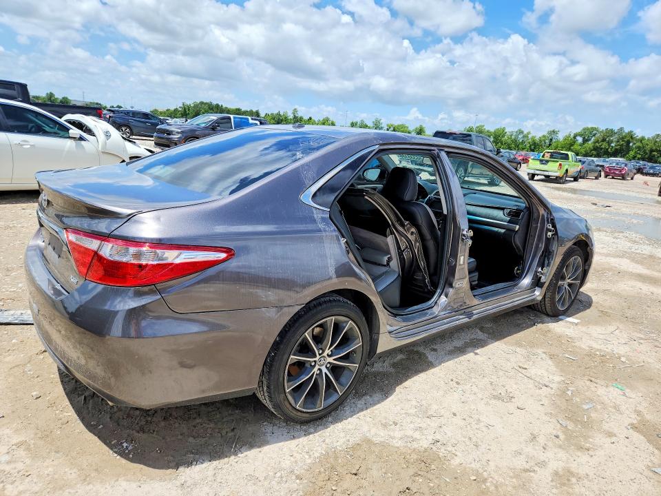 2015 Toyota Camry მანქანა იყიდება აუქციონზე, vin: 4T1BF1FK8FU902351, აუქციონის ნომერი: 56333186