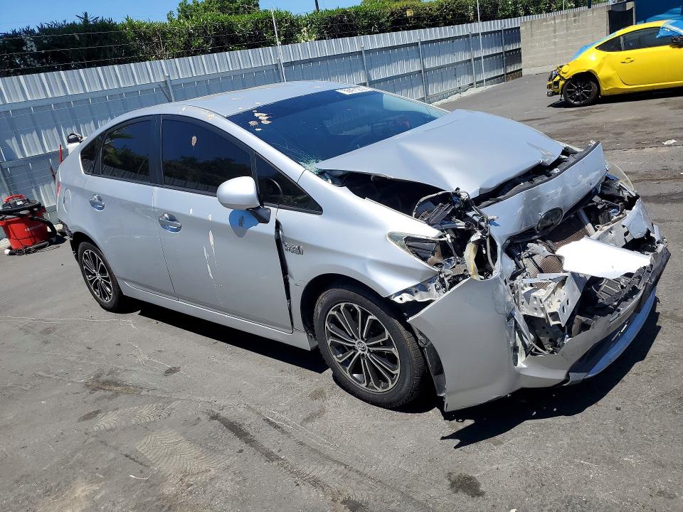 55471206 :رقم المزاد ، JTDKN3DP5C3001442 vin ، 2012 Toyota Prius Plug-in Hybrid مزاد بيع