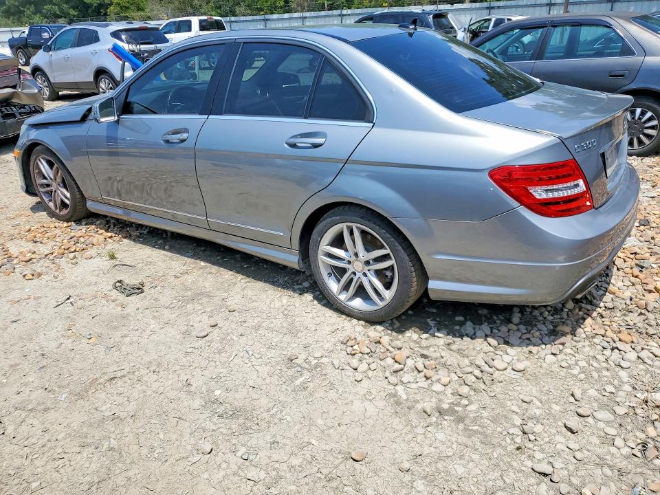Продажа на аукционе авто 2013 Mercedes-benz C, vin: WDDGF8AB0DG020506, номер лота: 57773506