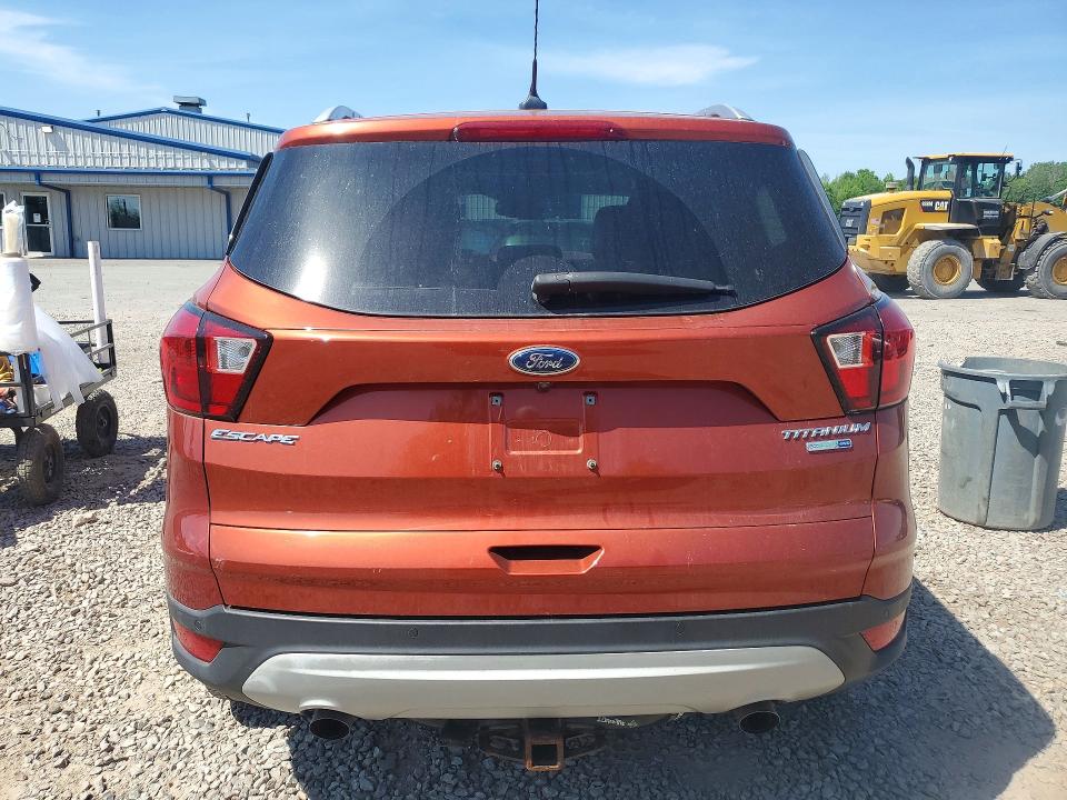 Продаж на аукціоні авто 2019 Ford Escape, vin: 1FMCU9J98KUB33549, номер лоту: 55913796