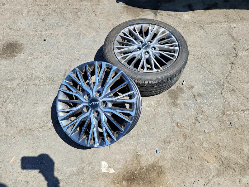 2023 Kia Forte მანქანა იყიდება აუქციონზე, vin: 3KPF54AD8PE665203, აუქციონის ნომერი: 57041706