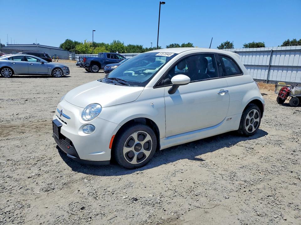 Продажа на аукционе авто 2017 Fiat 500, vin: 3C3CFFGE5HT699340, номер лота: 57675946
