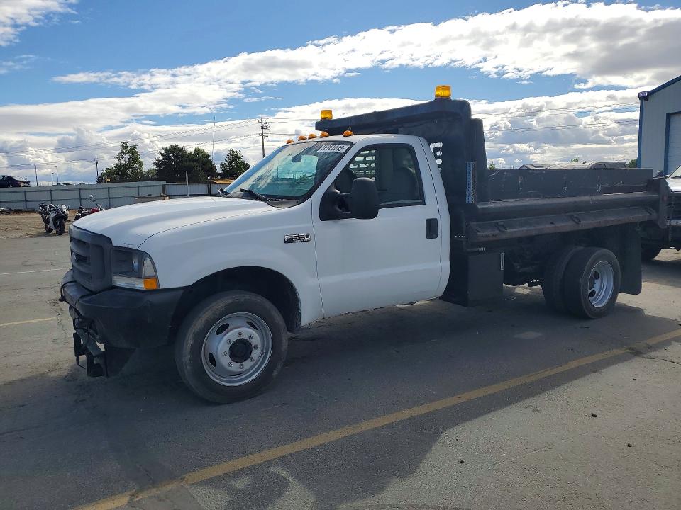 2004 Ford F550 მანქანა იყიდება აუქციონზე, vin: 1FDAF57PX4EC31897, აუქციონის ნომერი: 56982016