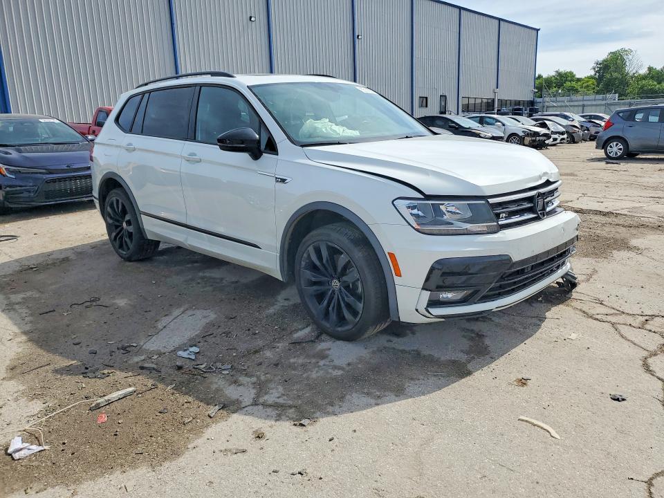 55143016 :رقم المزاد ، 3VV2B7AX5MM106231 vin ، 2021 Volkswagen Tiguan مزاد بيع