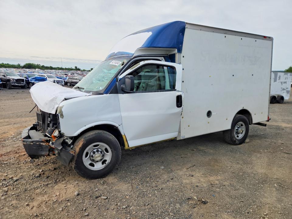 46744846 :رقم المزاد ، 1GBHG31V251162020 vin ، 2005 Chevrolet Express مزاد بيع
