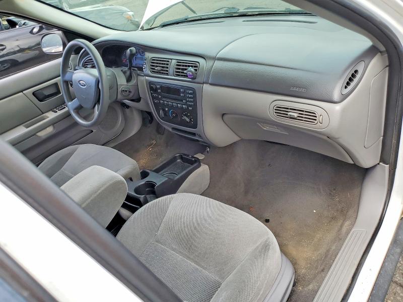 56420566 :رقم المزاد ، 1FAFP53U74G177391 vin ، 2004 Ford Taurus مزاد بيع