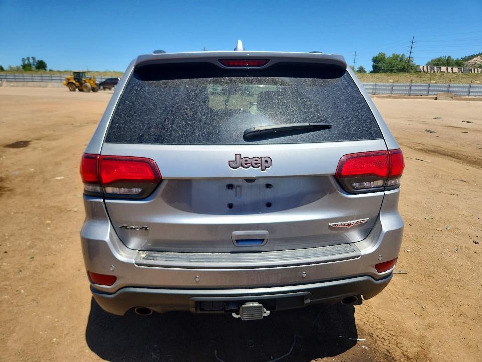 57273636 :رقم المزاد ، 1C4RJFLG7JC427157 vin ، 2018 Jeep Grand Cherokee مزاد بيع