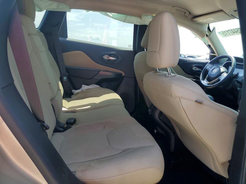 85447115 :رقم المزاد ، 1C4PJLCB6FW516850 vin ، 2015 Jeep Cherokee مزاد بيع