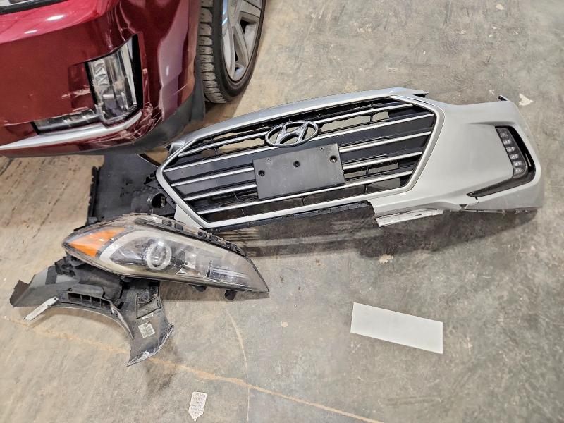 54910176 :رقم المزاد ، 5NPD84LF0HH114449 vin ، 2017 Hyundai Elantra مزاد بيع