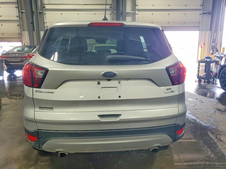 54296706 :رقم المزاد ، 1FMCU9GD0KUA93348 vin ، 2019 Ford Escape مزاد بيع