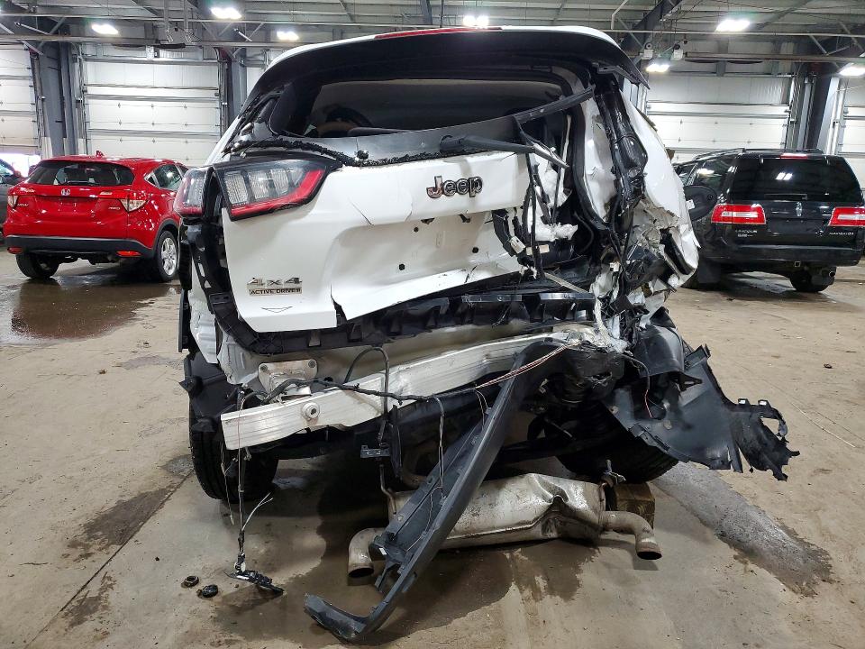 Продажа на аукционе авто 2019 Jeep Cherokee, vin: 1C4PJMLN5KD117059, номер лота: 57043816