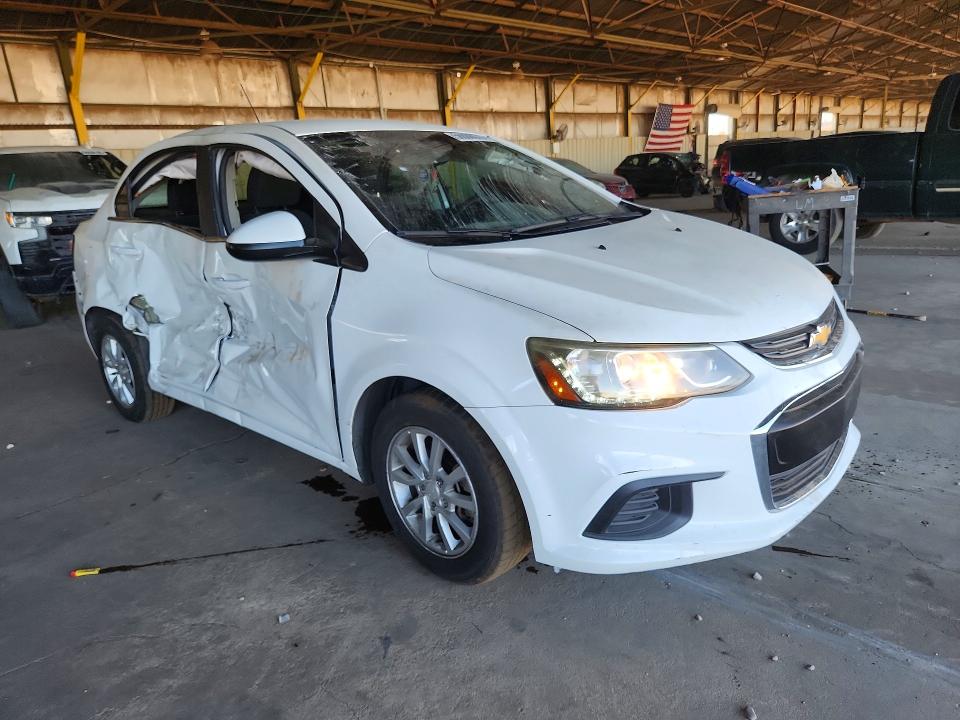 56688076 :رقم المزاد ، 1G1JD5SH5H4128997 vin ، 2017 Chevrolet Sonic مزاد بيع