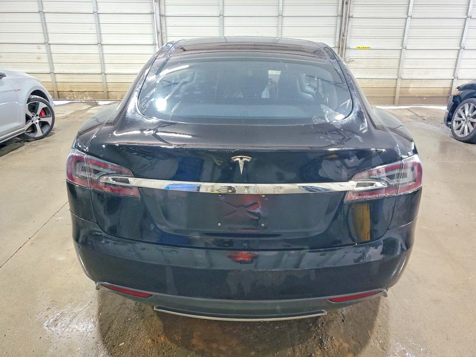 Продажа на аукционе авто 2016 Tesla Model S, vin: 5YJSA1E28GF134871, номер лота: 58069026