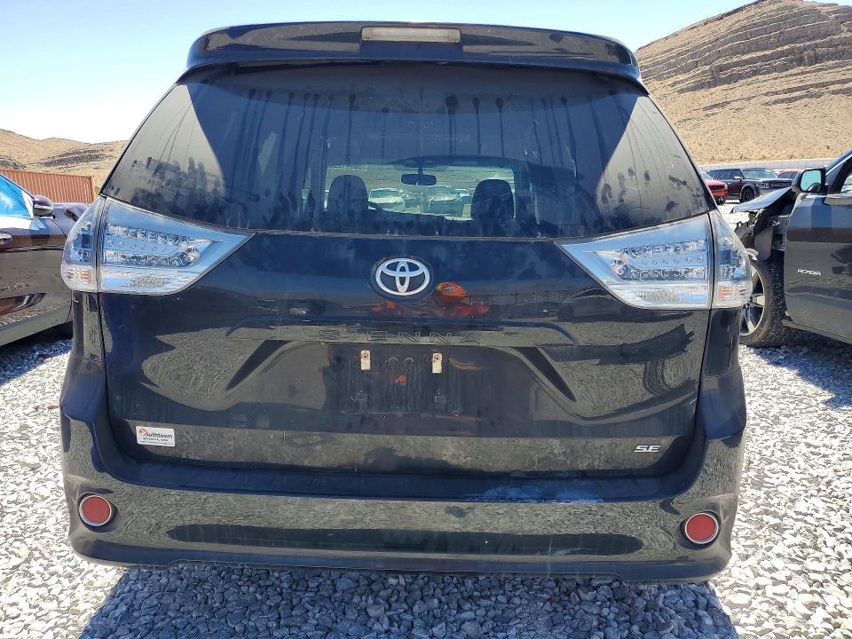 56641236 :رقم المزاد ، 5TDXZ3DC4HS822870 vin ، 2017 Toyota Sienna مزاد بيع