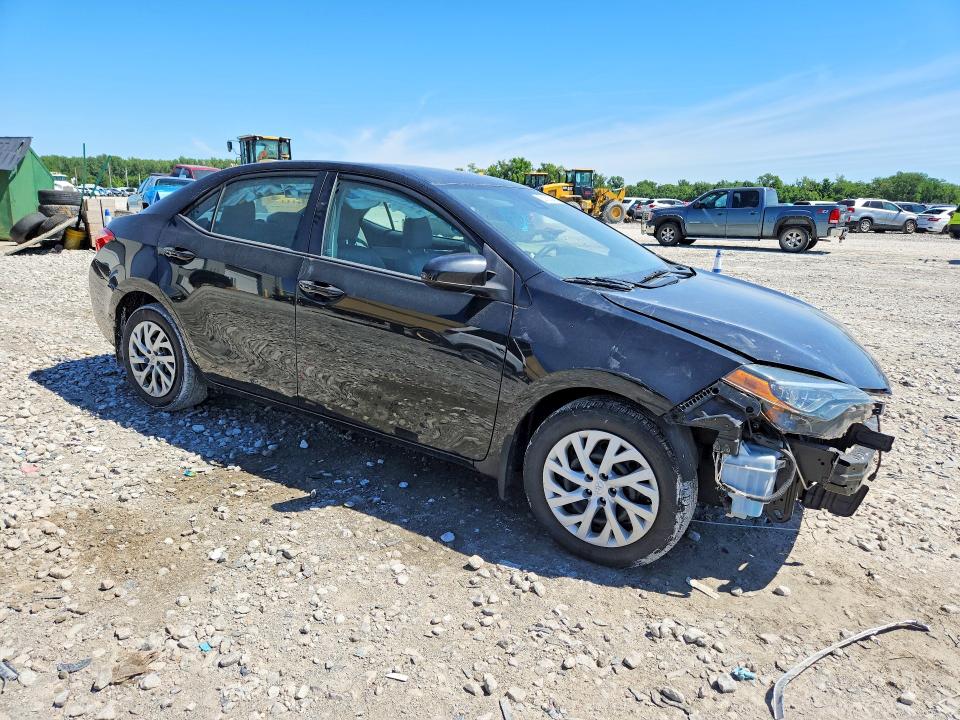 Продажа на аукционе авто 2018 Toyota Corolla, vin: 2T1BURHE7JC979511, номер лота: 55181346