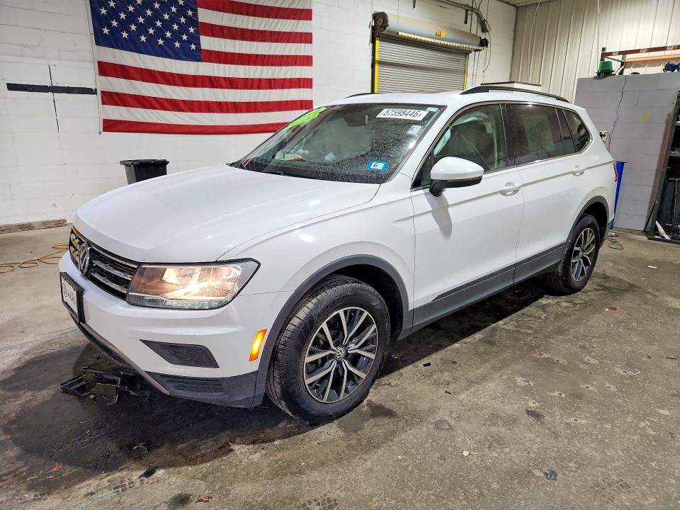 57598446 :رقم المزاد ، 3VV2B7AX3KM185671 vin ، 2019 Volkswagen Tiguan مزاد بيع