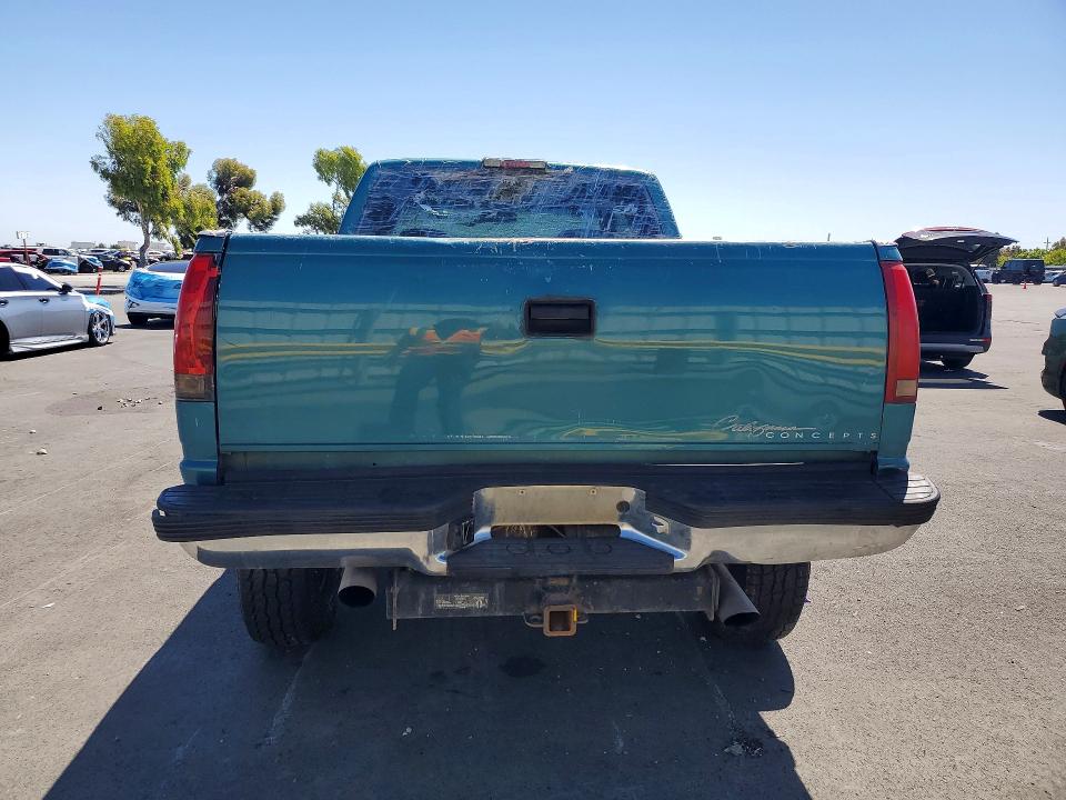 56076196 :رقم المزاد ، 2GTEK19R8W1523013 vin ، 1998 Gmc Sierra مزاد بيع