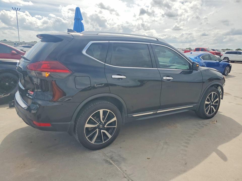 55651596 :رقم المزاد ، 5N1AT2MV3LC708612 vin ، 2020 Nissan Rogue مزاد بيع