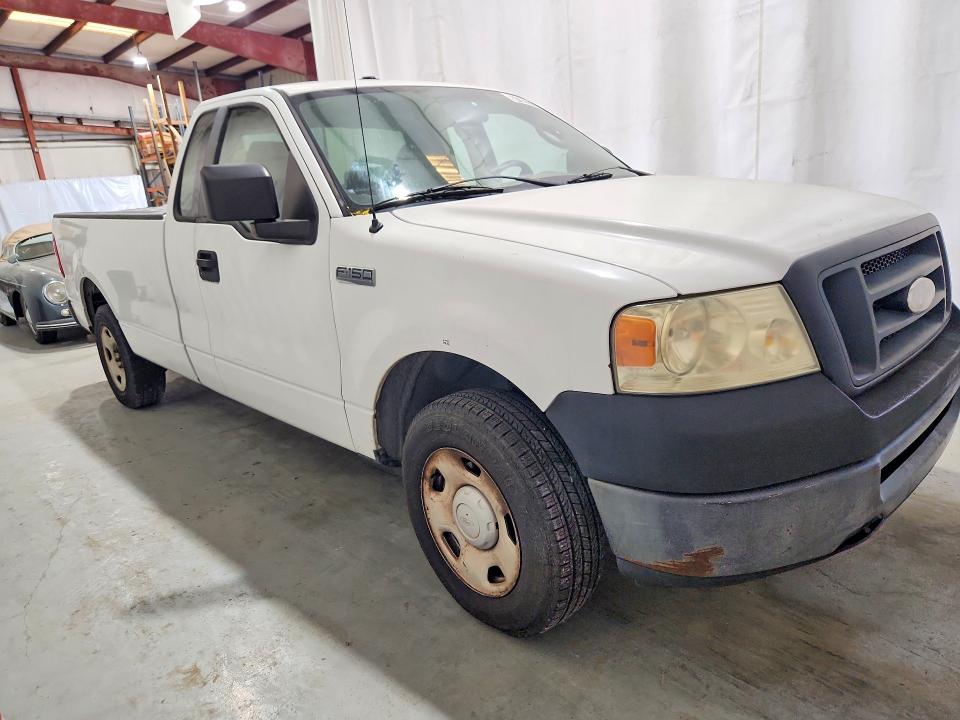 57381116 :رقم المزاد ، 1FTRF12258KB62880 vin ، 2008 Ford F150 مزاد بيع