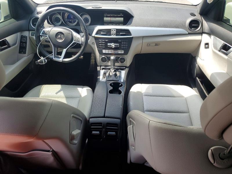 2013 Mercedes-benz C მანქანა იყიდება აუქციონზე, vin: WDDGF4HB7DA827901, აუქციონის ნომერი: 56148476