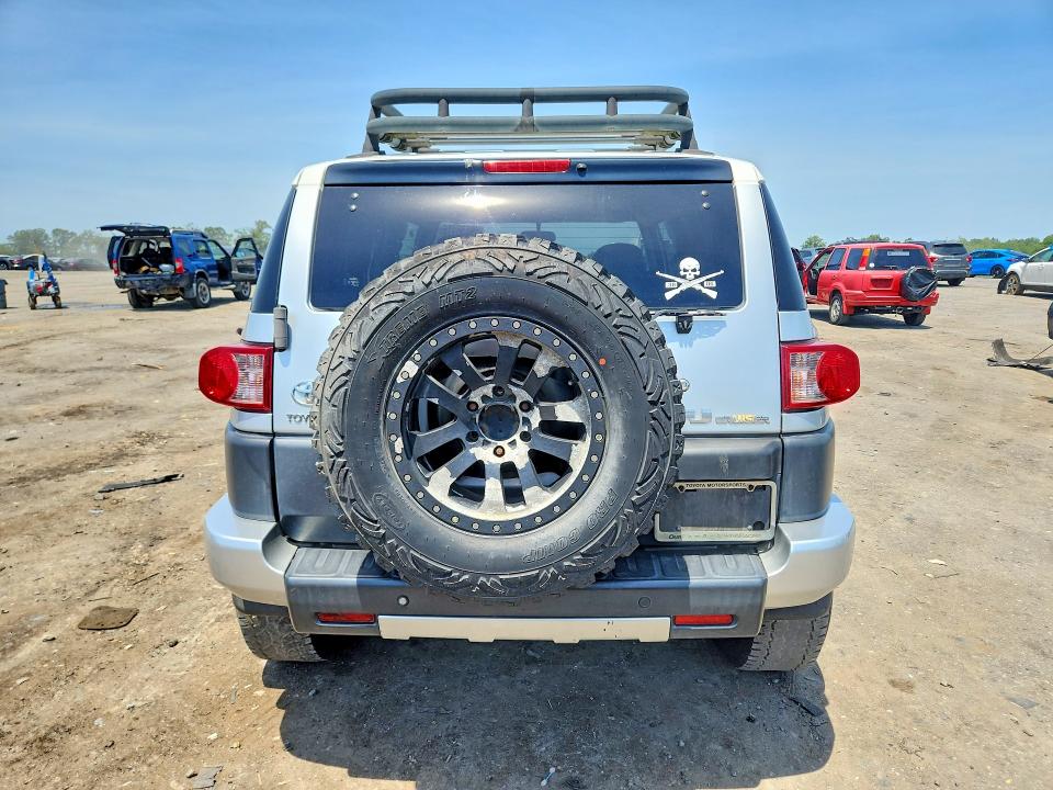 59556416 :رقم المزاد ، JTEBU11F070069234 vin ، 2007 Toyota Fj Cruiser مزاد بيع