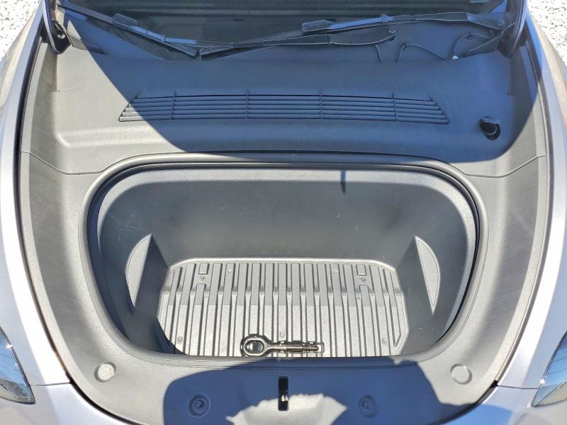 Продаж на аукціоні авто 2025 Tesla Model Y, vin: 7SAYGAEE0SF269020, номер лоту: 55809526
