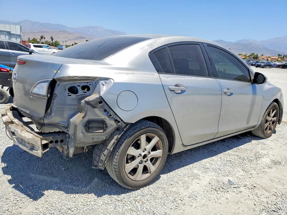 55552186 :رقم المزاد ، JM1BL1SG3A1141799 vin ، 2010 Mazda 3 مزاد بيع