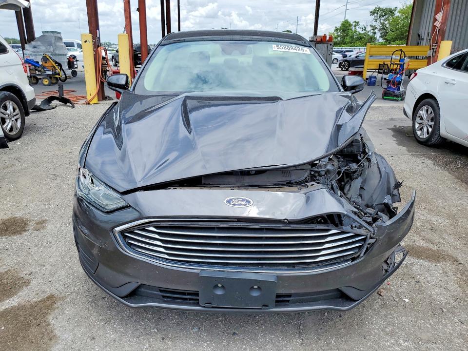 2019 Ford Fusion მანქანა იყიდება აუქციონზე, vin: 3FA6P0LUXKR125522, აუქციონის ნომერი: 55889426