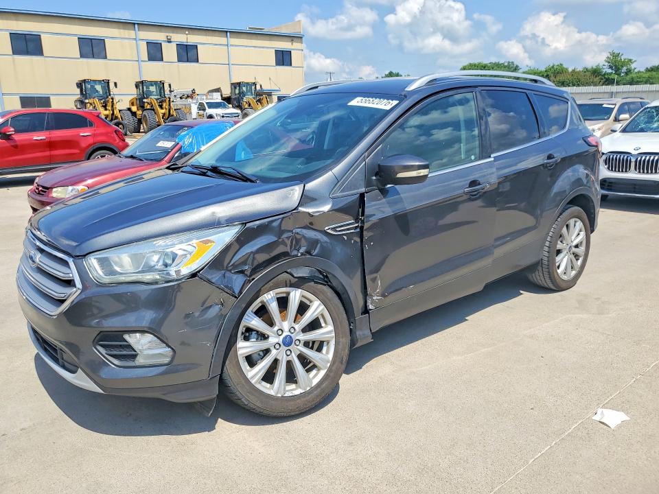 55682076 :رقم المزاد ، 1FMCU0JD3HUC51601 vin ، 2017 Ford Escape مزاد بيع