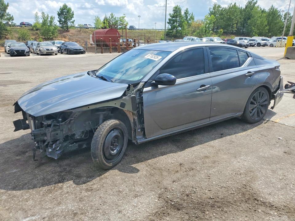 57182926 :رقم المزاد ، 1N4BL4CVXNN387056 vin ، 2022 Nissan Altima مزاد بيع