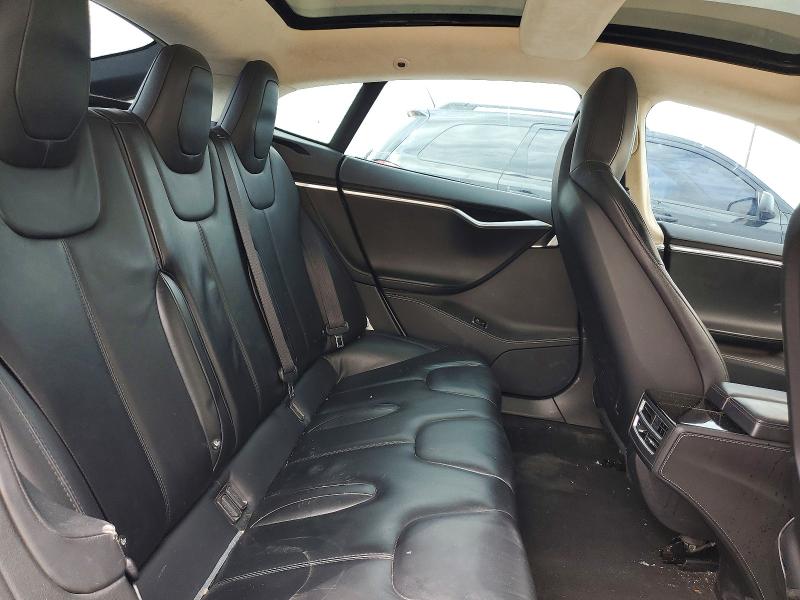 2015 Tesla Model S მანქანა იყიდება აუქციონზე, vin: 5YJSA1S20FF097656, აუქციონის ნომერი: 55463756