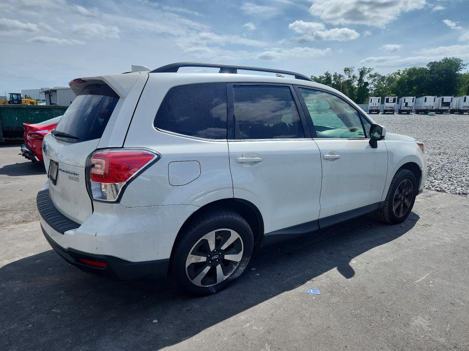 Продажа на аукционе авто 2017 Subaru Forester, vin: JF2SJAJC0HH489017, номер лота: 55302356