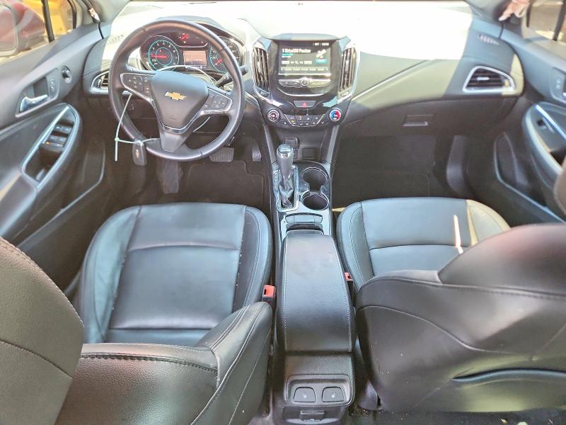 58693846 :رقم المزاد ، 1G1BF5SM5J7225858 vin ، 2018 Chevrolet Cruze مزاد بيع