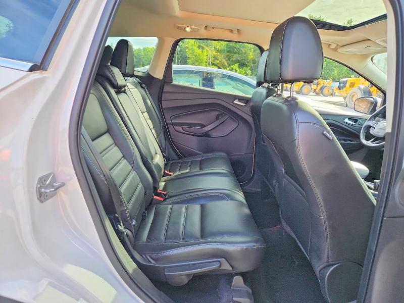 58630396 :رقم المزاد ، 1FMCU9J94HUD98672 vin ، 2017 Ford Escape مزاد بيع