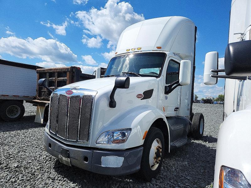 2016 Peterbilt 579 მანქანა იყიდება აუქციონზე, vin: 1XPBA48X6GD339572, აუქციონის ნომერი: 53845726