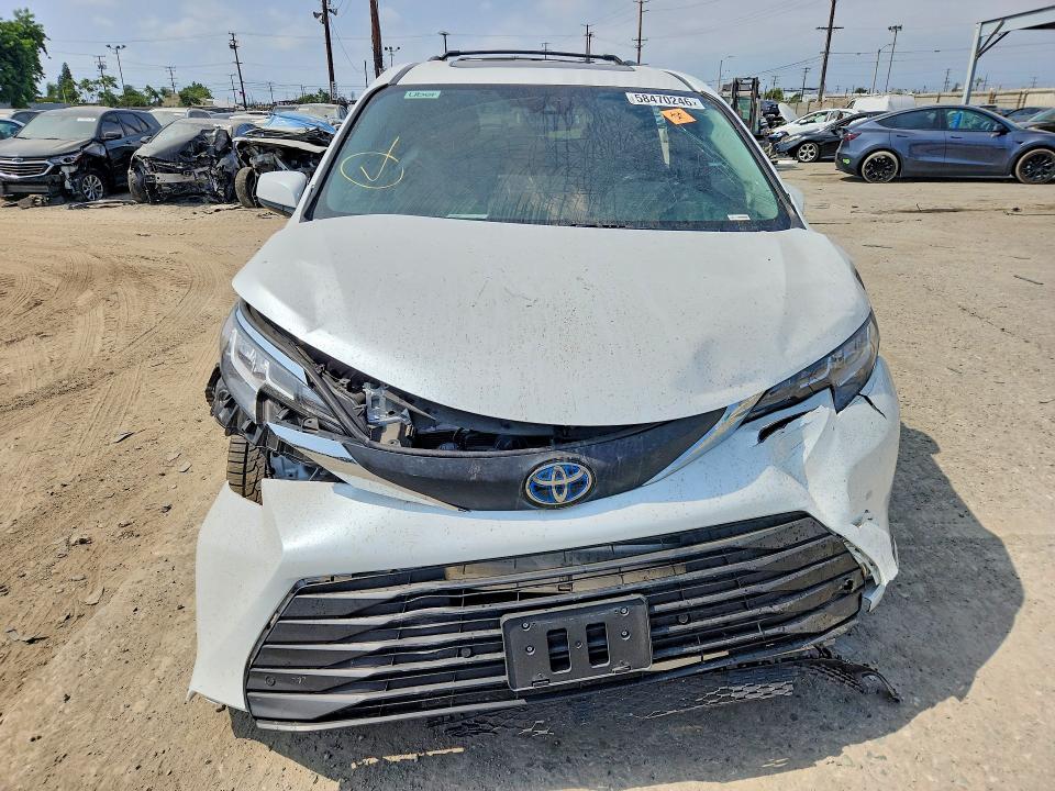 2023 Toyota Sienna მანქანა იყიდება აუქციონზე, vin: 5TDJRKEC5PS153201, აუქციონის ნომერი: 58470246