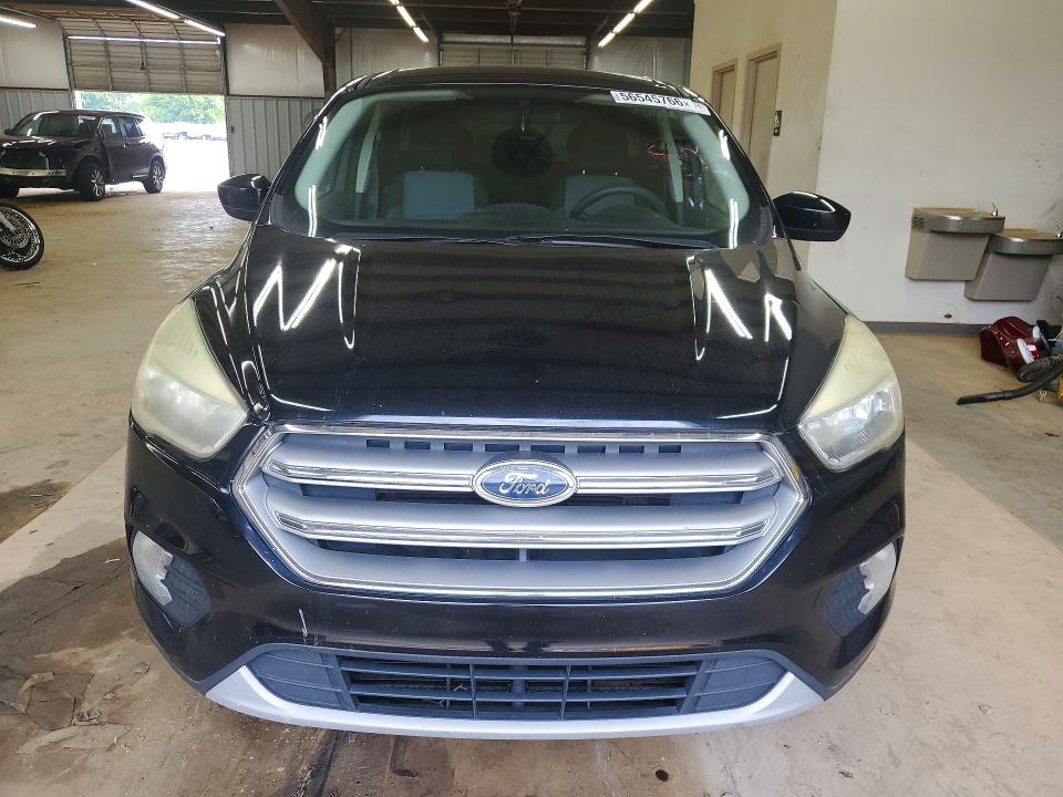 2017 Ford Escape მანქანა იყიდება აუქციონზე, vin: 1FMCU0GD7HUC07253, აუქციონის ნომერი: 56545766