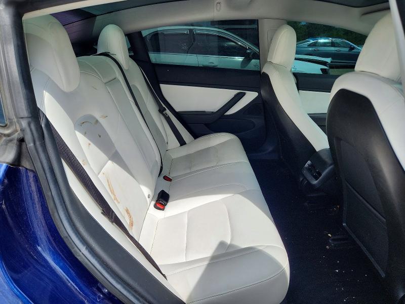 56805696 :رقم المزاد ، 5YJ3E1EB8JF074199 vin ، 2018 Tesla Model 3 مزاد بيع
