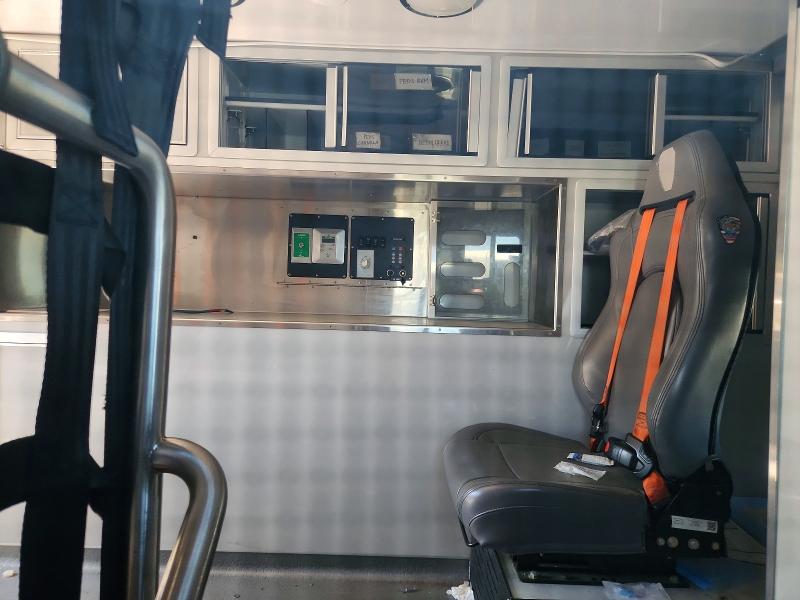 60044636 :رقم المزاد ، 1FD0X5HT0LED25015 vin ، 2020 Ford F550 مزاد بيع