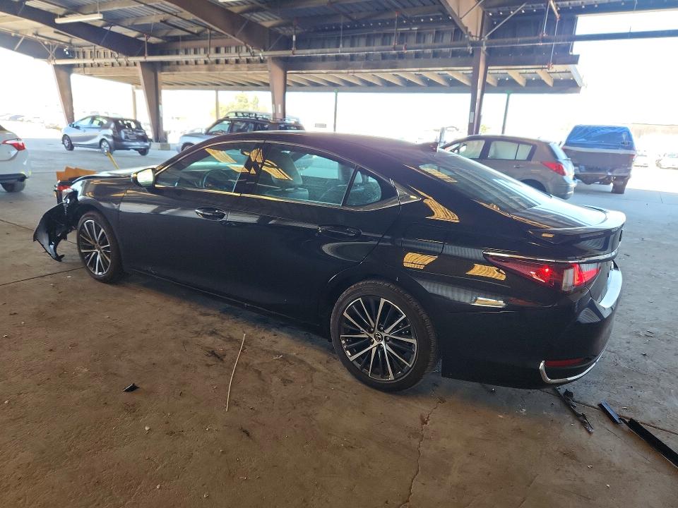 57010956 :رقم المزاد ، 58ADA1C14SU061005 vin ، 2025 Lexus Es 300h مزاد بيع
