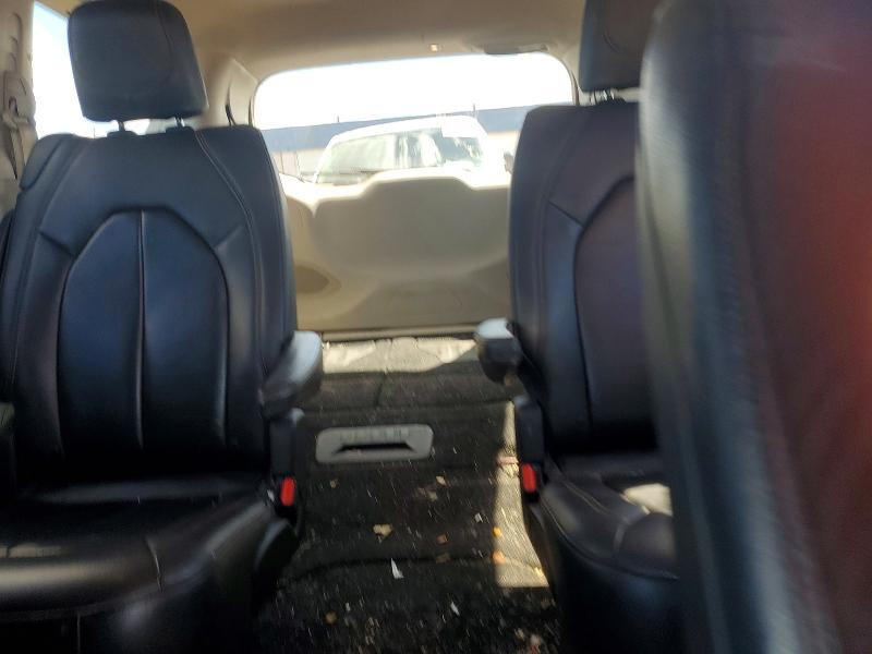 Продаж на аукціоні авто 2018 Chrysler Pacifica, vin: 2C4RC1EG2JR103048, номер лоту: 58136136