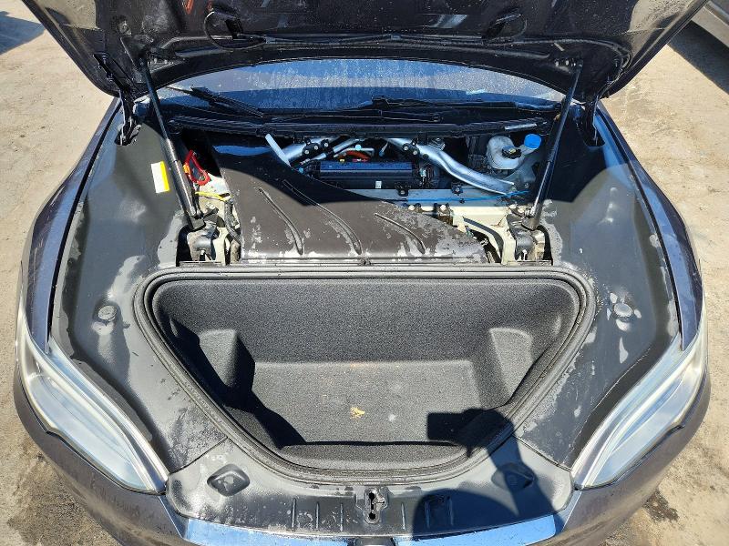 2017 Tesla Model S მანქანა იყიდება აუქციონზე, vin: 5YJSA1E27HF187787, აუქციონის ნომერი: 51377646