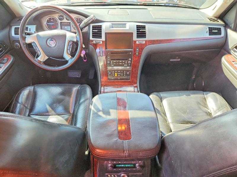 Продажа на аукционе авто 2009 Cadillac Escalade, vin: 1GYFK26299R113263, номер лота: 56507376