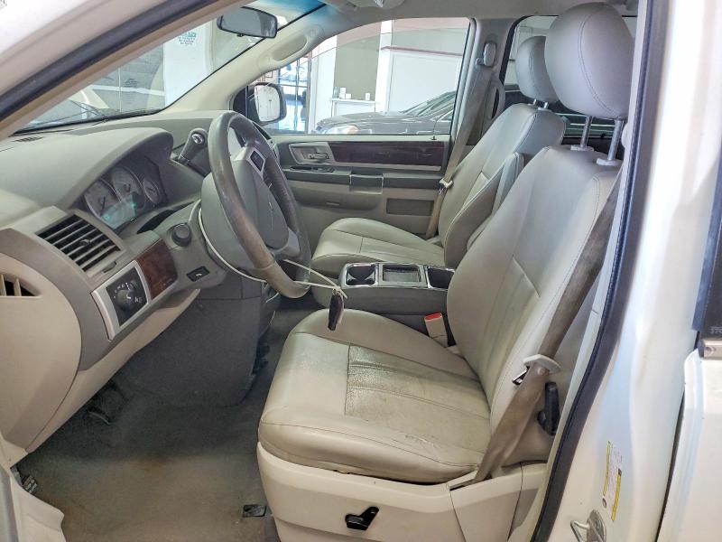 56166176 :رقم المزاد ، 2A8HR54119R640688 vin ، 2009 Chrysler Town & Country مزاد بيع