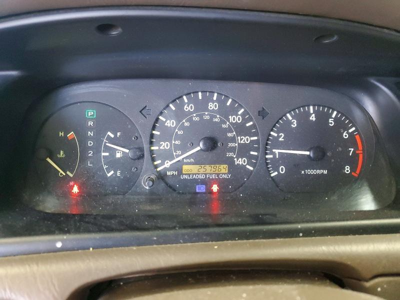 57749406 :رقم المزاد ، 4T1BF22K2XU082314 vin ، 1999 Toyota Camry مزاد بيع