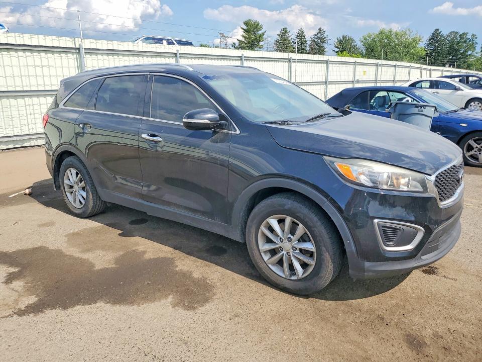57354646 :رقم المزاد ، 5XYPG4A36HG317071 vin ، 2017 Kia Sorento مزاد بيع